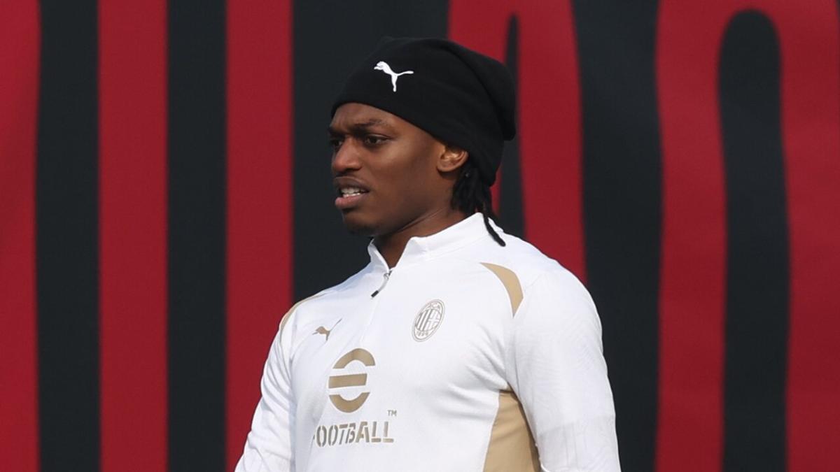 Back Rafael Leao to hit the target for Milan